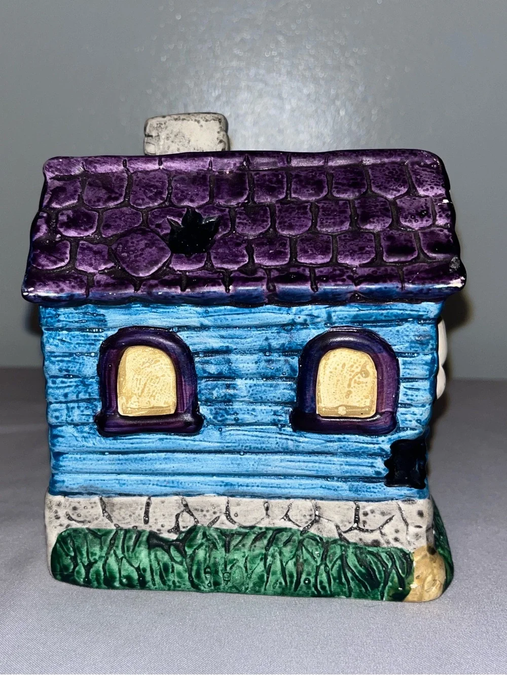 Vintage Russ Berrie Spooky Halloween Haunted House Ceramic Candle Holder Pre-Own